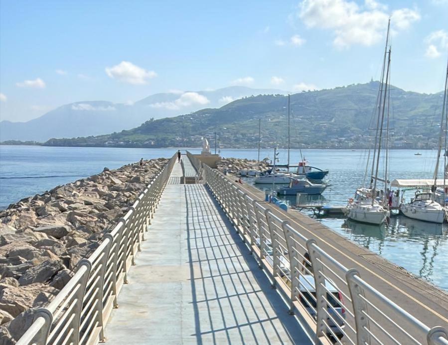 I Baronetti In Centro Acomodação com café da manhã Agropoli Exterior foto